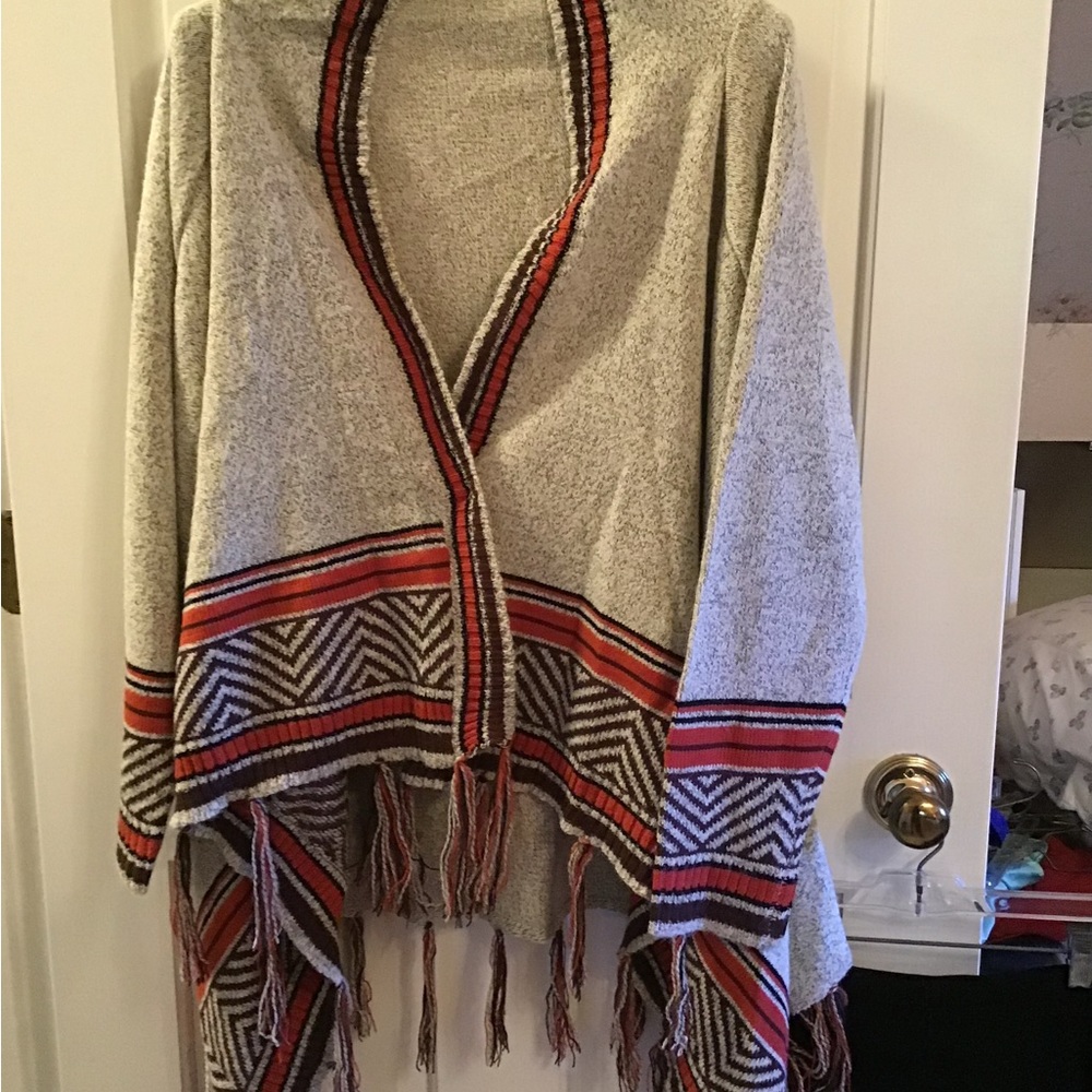 WrapFun woven wrap grayish with color bands and fringe  cotton blend